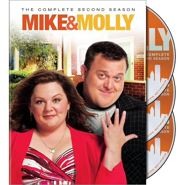 Amazon.co.jp: Mike & Molly: Complete First Season [Blu-ray] : DVD